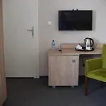 Stara Cynkownia Hotell *