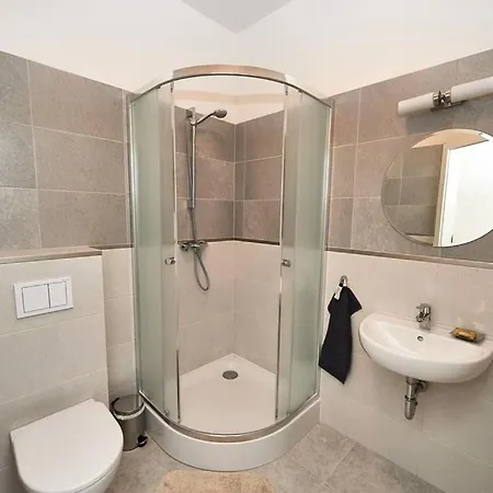 Stara Cynkownia * شاكوويزي ديزيدزيتشا