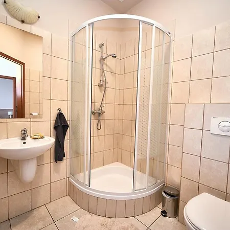 Stara Cynkownia * شاكوويزي ديزيدزيتشا